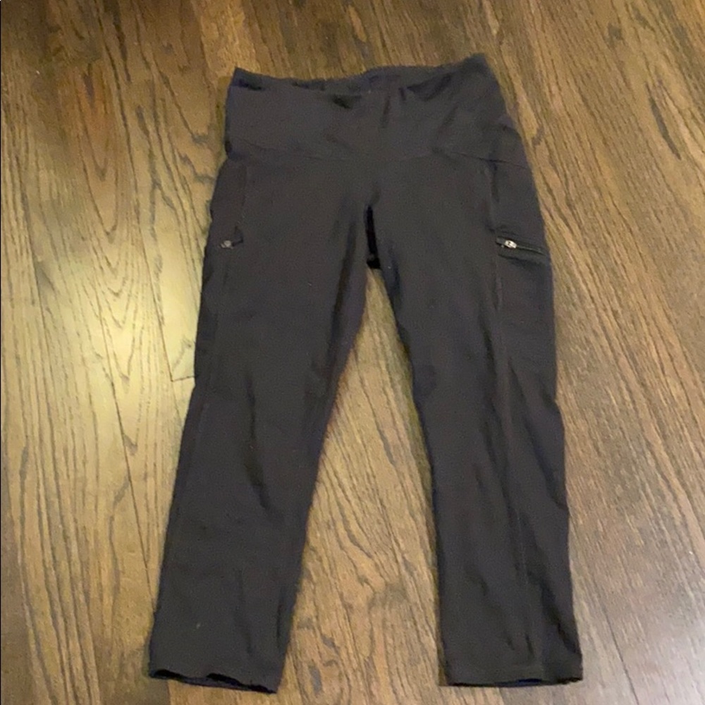 Athleta Black Crop Cropped Leggings Zip Pockets XS